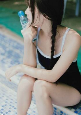 久久久1_高清完整无删减高清视频播放