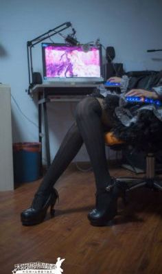 长途大巴车上的激情艳遇_清晰免费影视在线观看