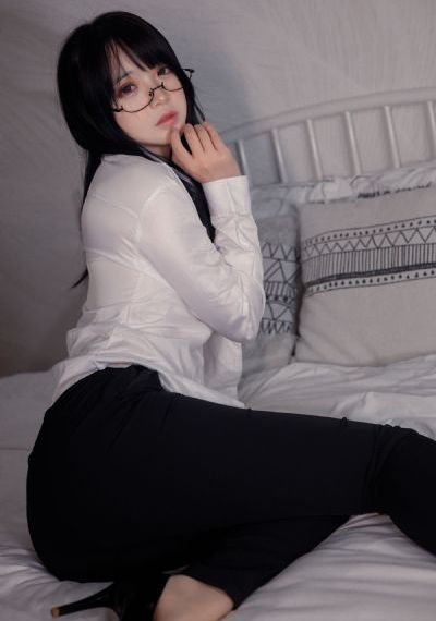 少妇黄色一区二区三区_HD电影在线看