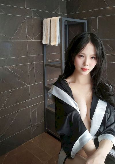 女班长给我看她小积积作文_高清版日韩电影在线