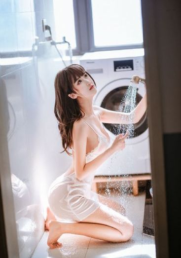 另类小说自拍视频_在线手机观看