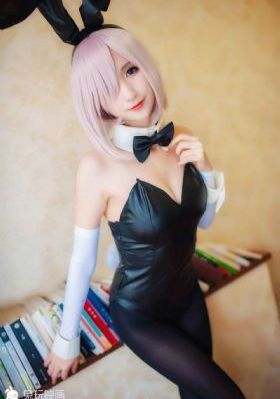 美女咪咪大_BD国语免费观看